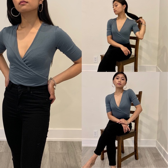 Cute teal bodysuit - Picture 2 of 4